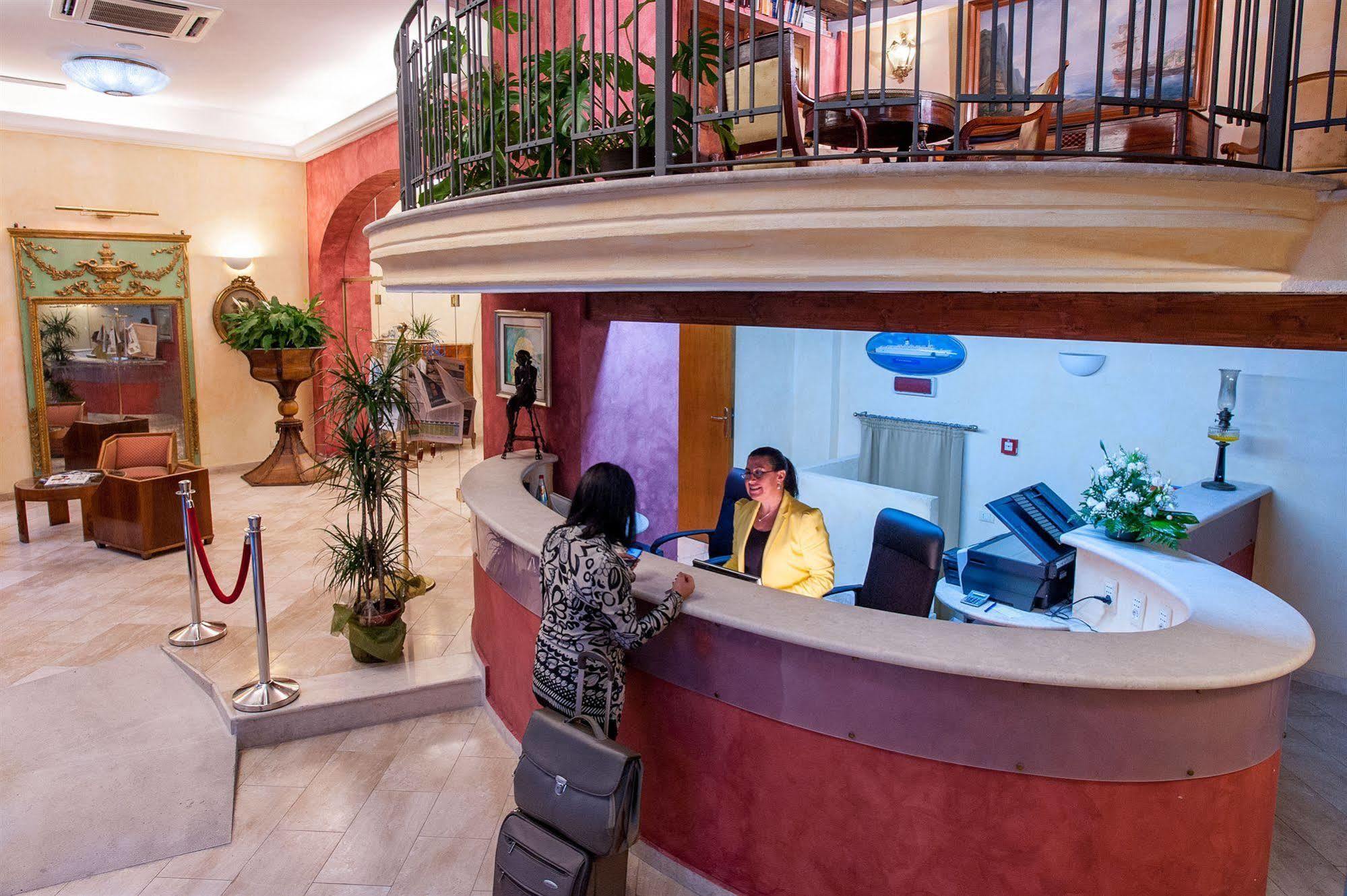 Hotel Flora Cagliari Kültér fotó